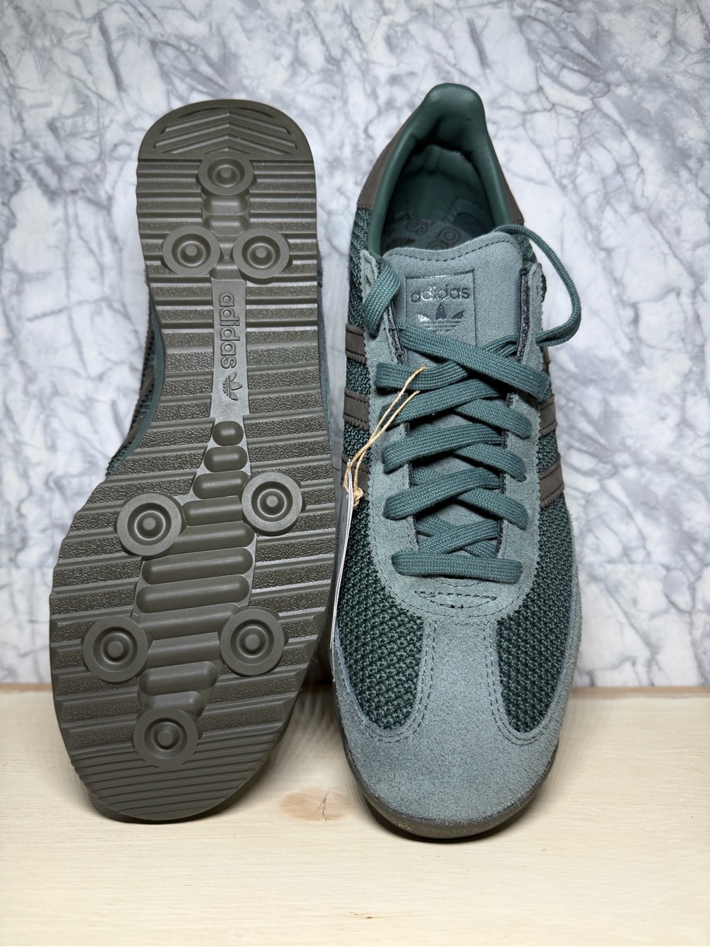 adidas Men’s Teal Green Retro Runner Sneakers